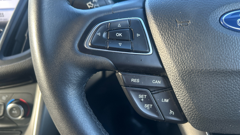 Ford Kuga 1.5 TDCi Zetec 5dr 2WD Diesel Estate